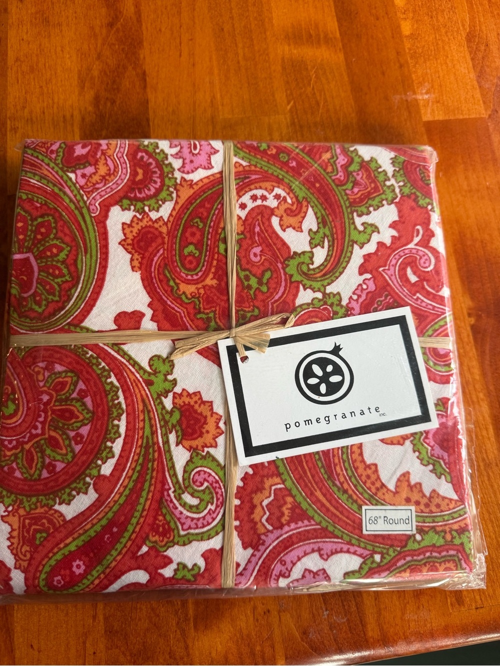 NEW Pomegranate Inc Round Tablecloth Paisley Pink Red Green Print NWT